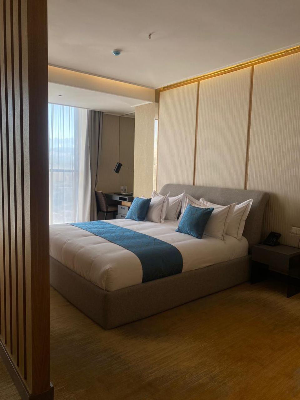 Sofia International Hotel Μπισκέκ Εξωτερικό φωτογραφία