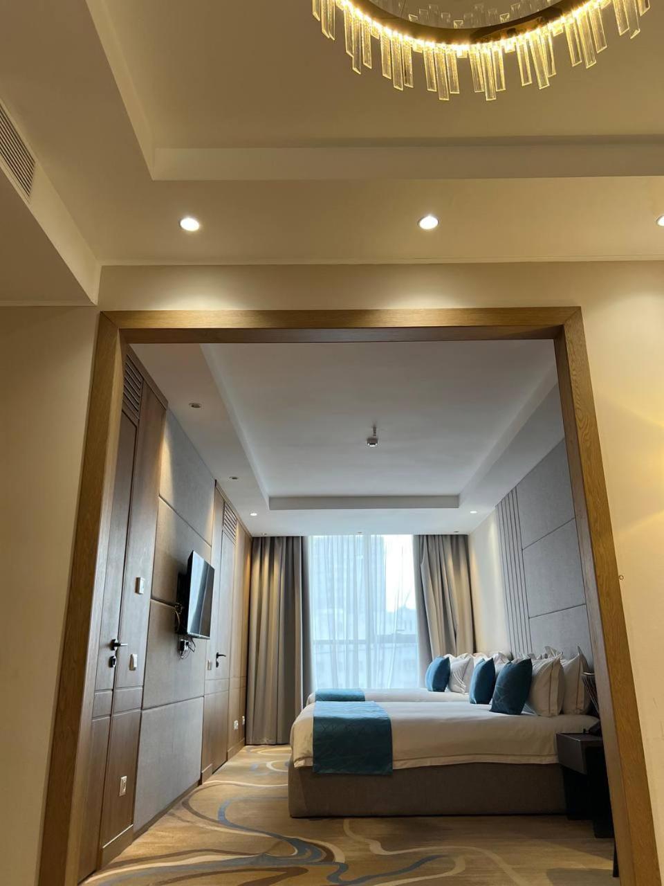 Sofia International Hotel Μπισκέκ Εξωτερικό φωτογραφία