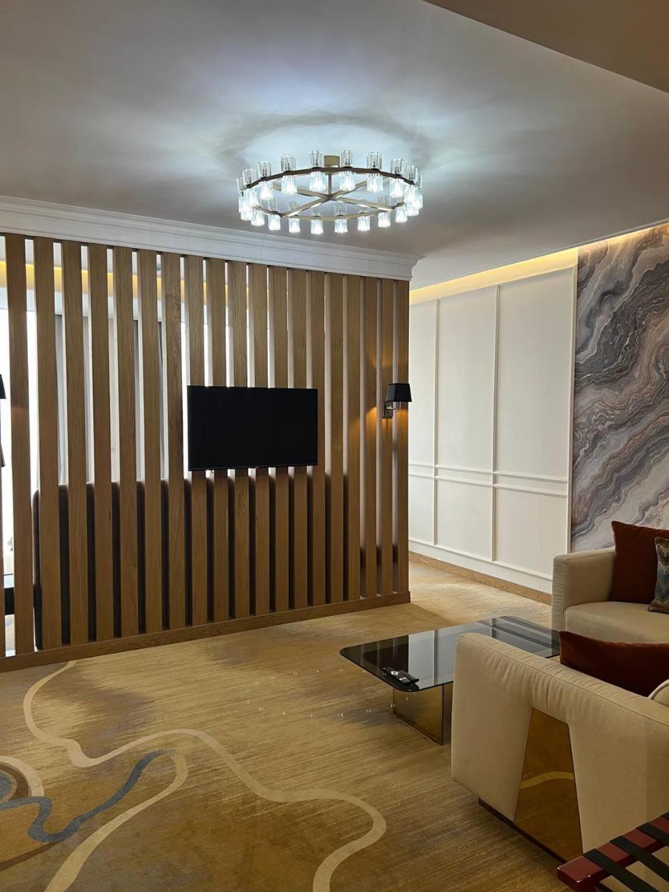 Sofia International Hotel Μπισκέκ Εξωτερικό φωτογραφία