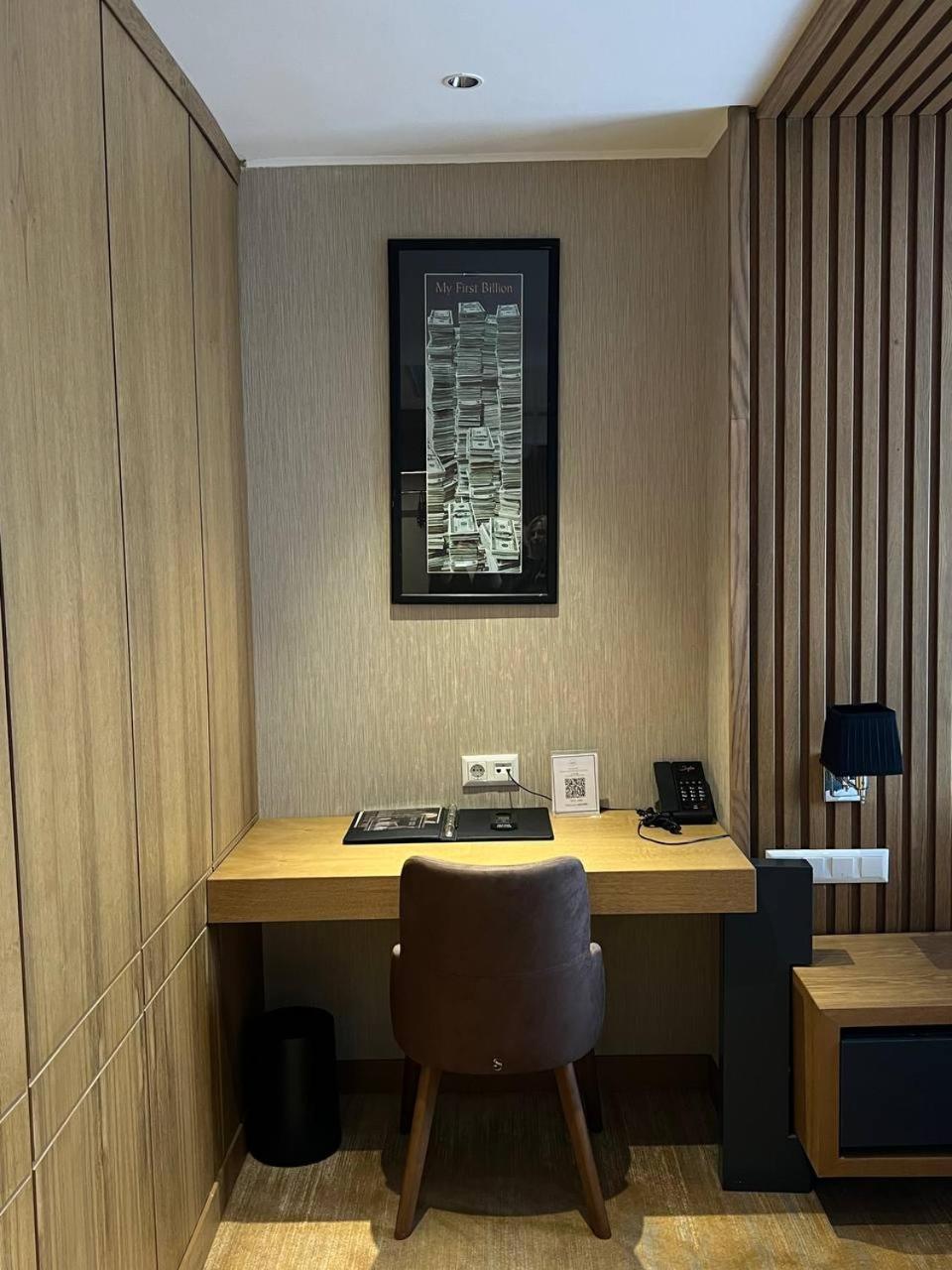 Sofia International Hotel Μπισκέκ Εξωτερικό φωτογραφία